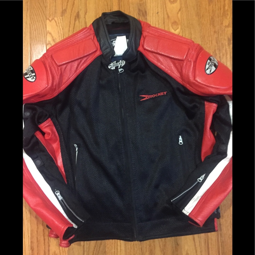 Motorcycle jacket